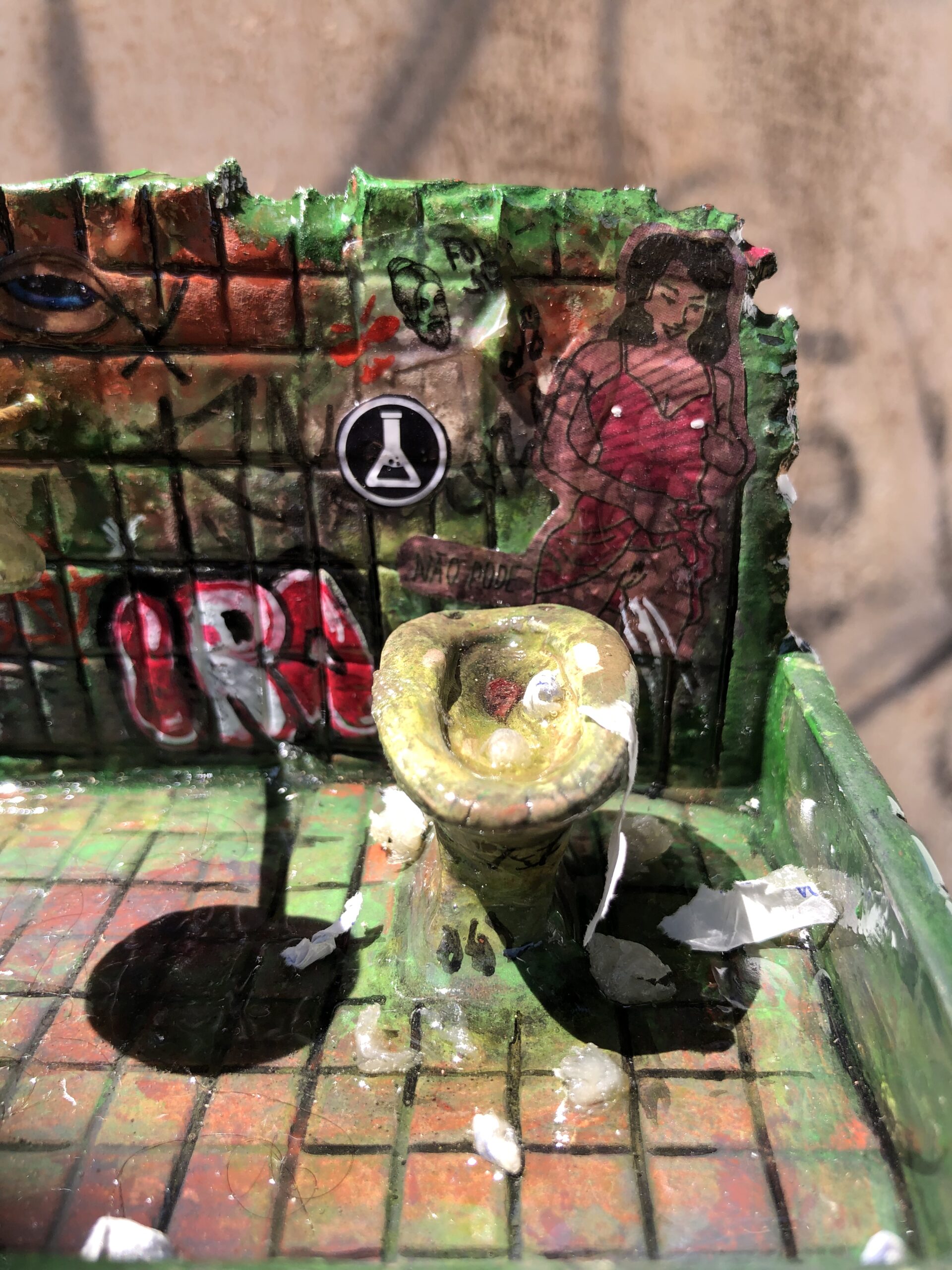 CINZEIRO - BANHEIRO VANDAL - Imagem 11