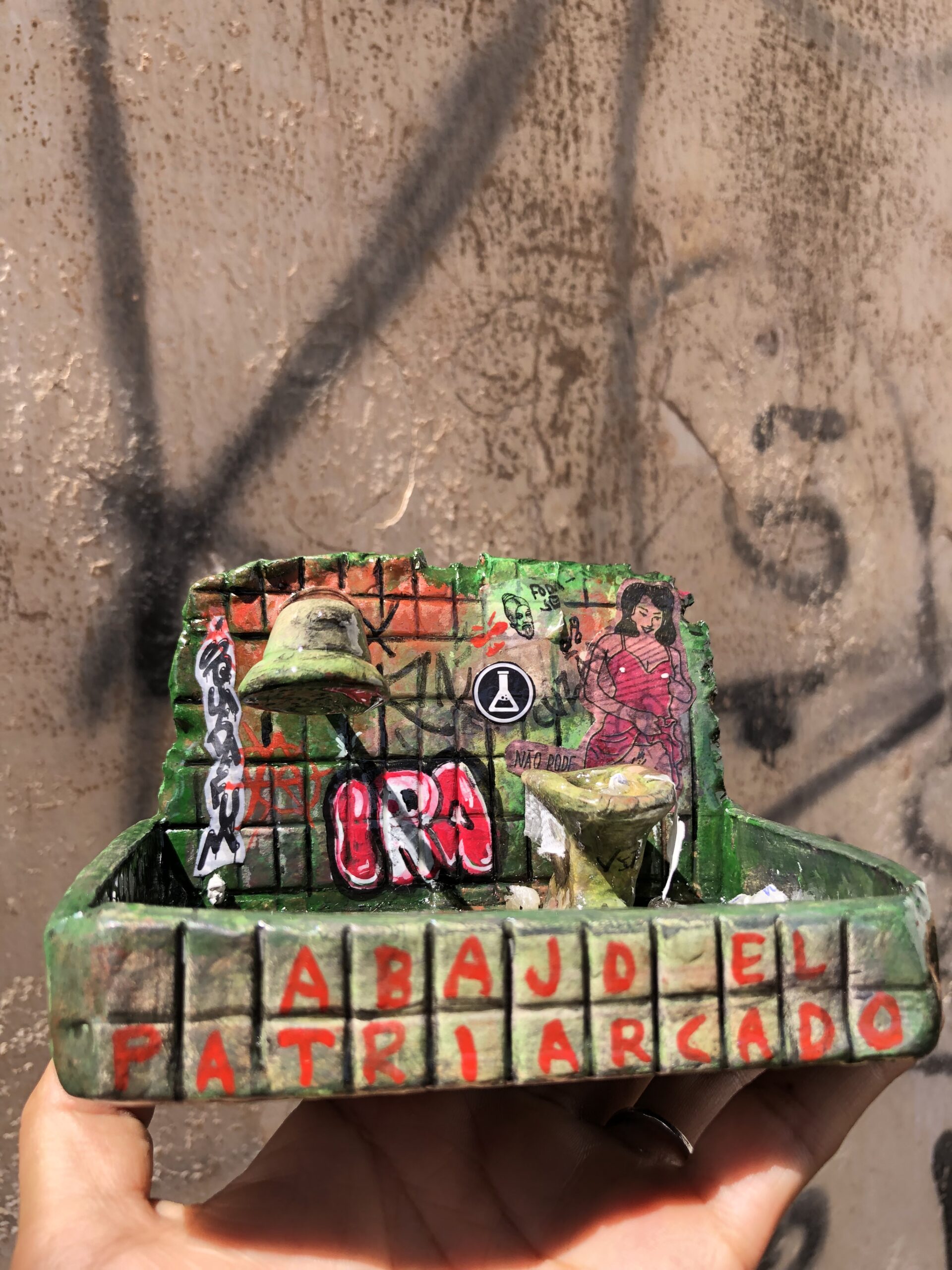 CINZEIRO - BANHEIRO VANDAL - Imagem 9