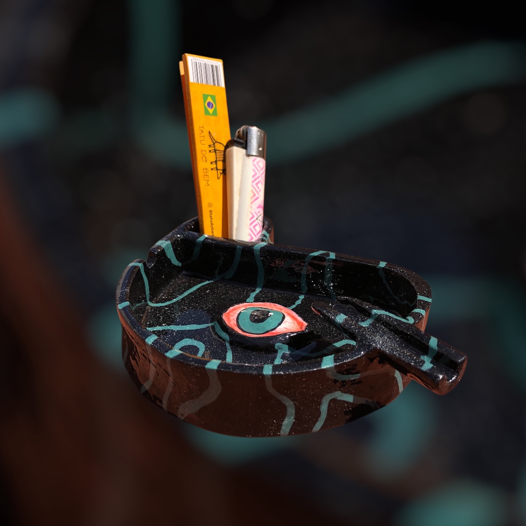 CINZEIRO COM SUPORTE PARA CIGARRO E PORTA ISQUEIRO