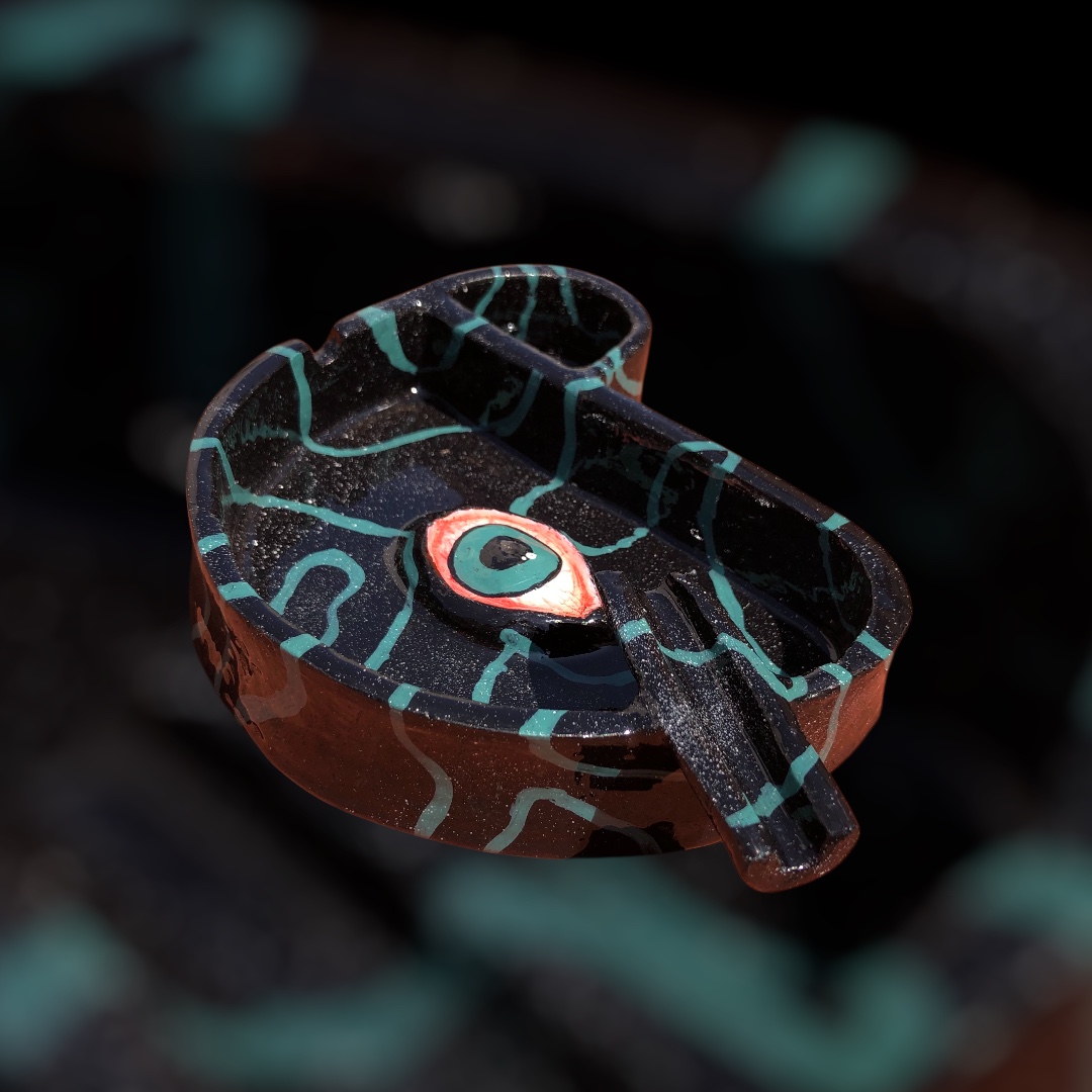 CINZEIRO COM SUPORTE PARA CIGARRO E PORTA ISQUEIRO